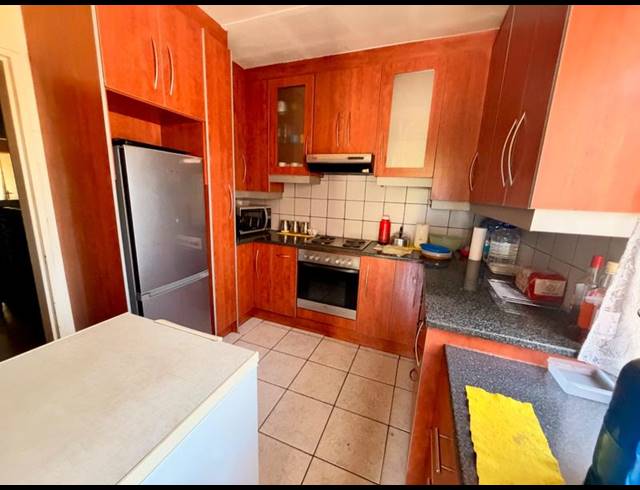3 BEDROOM HOUSE FOR SALE IN VANDERBIJLPARK CE 2